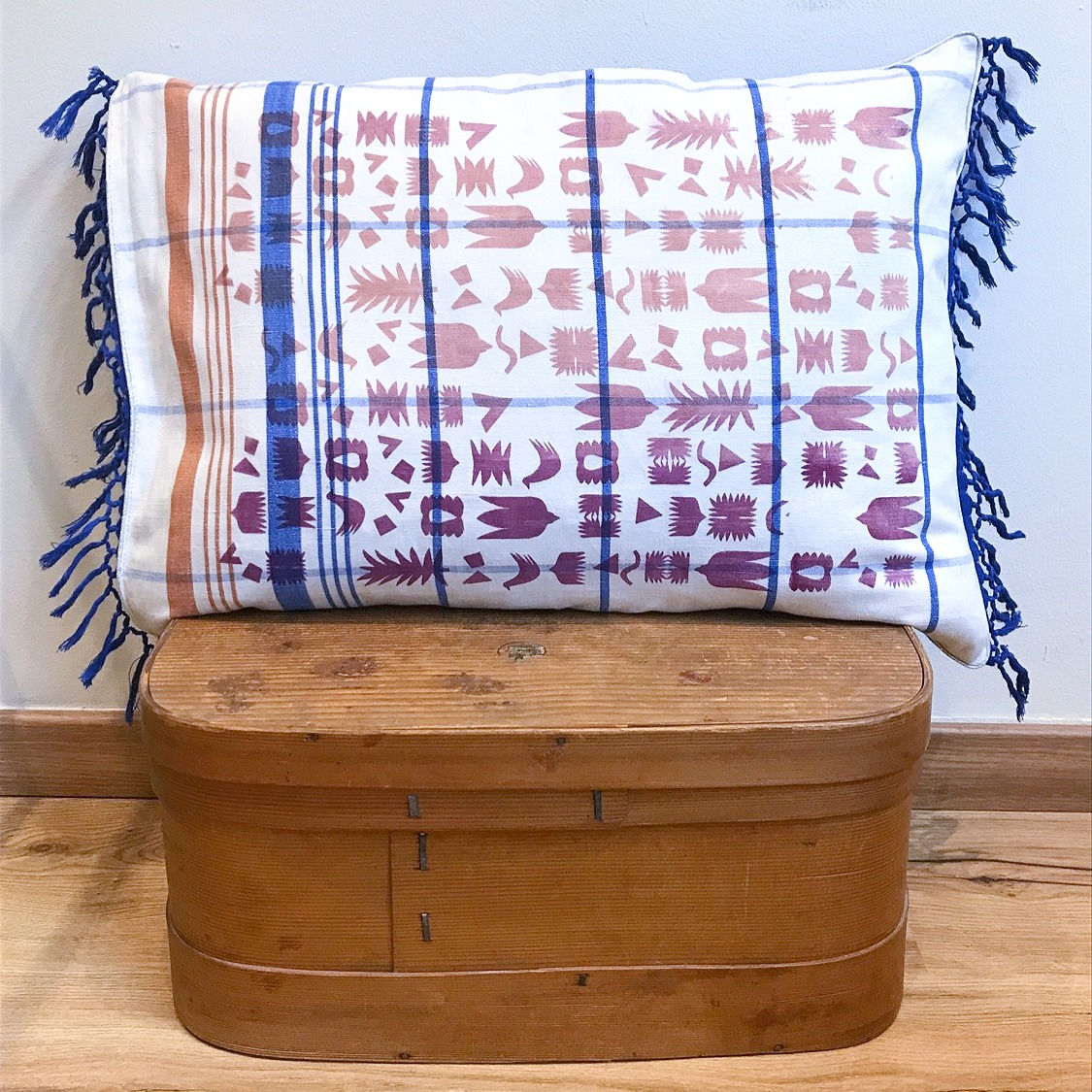 DOUBLE SIDED CUSHION- HANDPRINTED