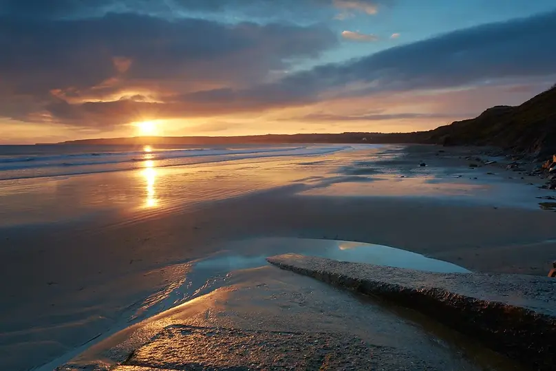 Filey-Seafront-Beach-Sunrise-Yorkshire-Coast-Photograph.webp