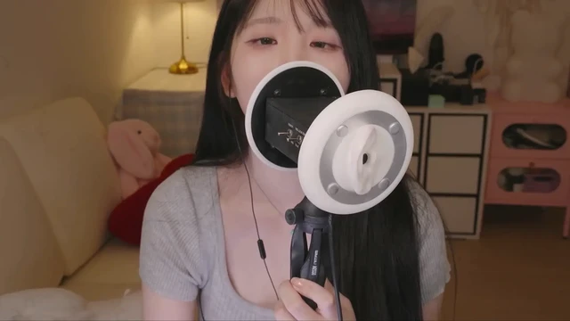 Wet Ear Licking Gel Massage yoonyingASMR
