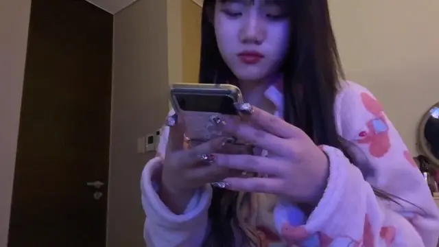 Horny Choi Sarang Hairless Masturbation Private Cam