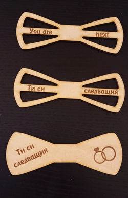 chewed bow ties, wedding decoration