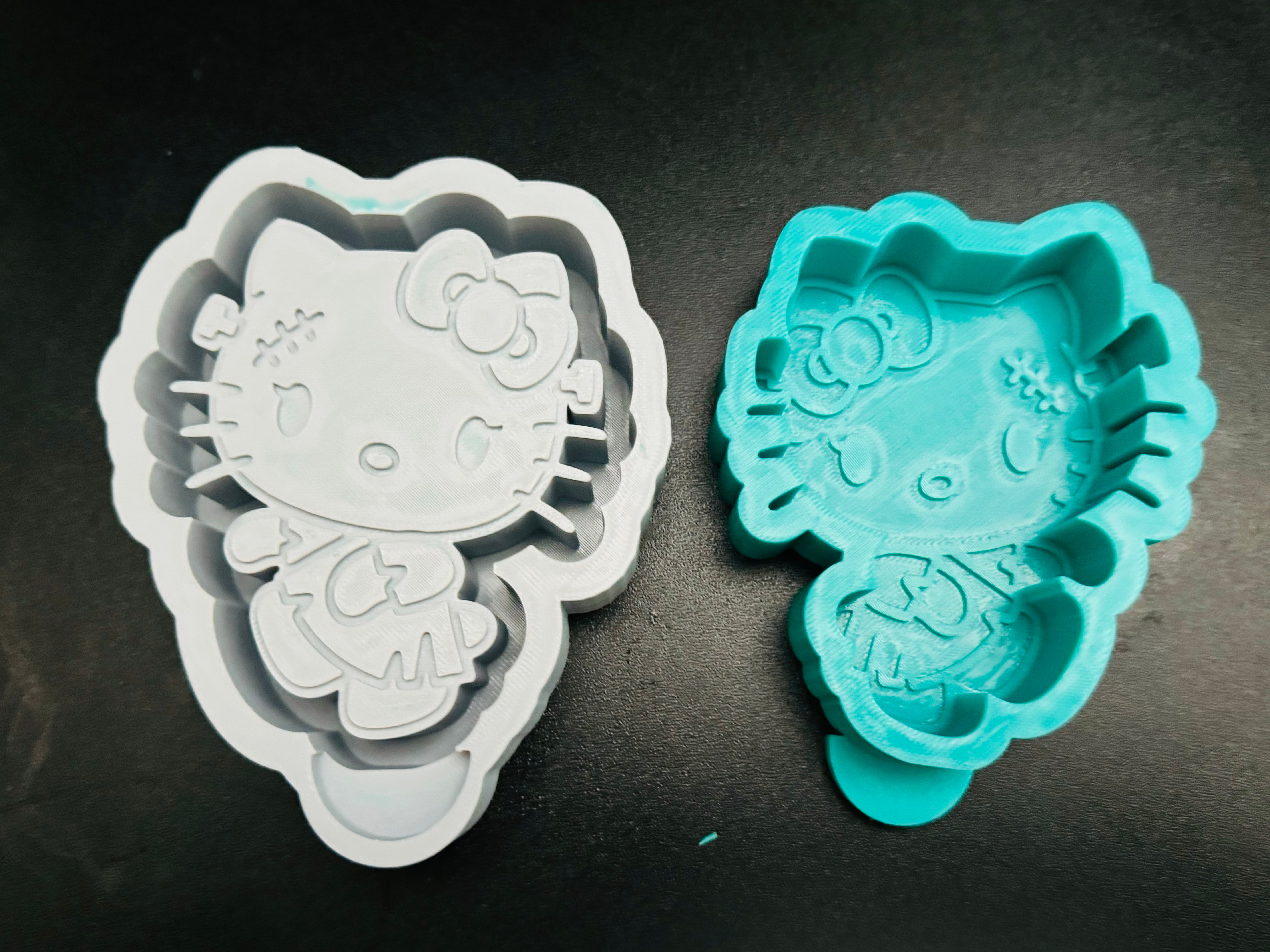 Kitty franken Silicone MOLD/HOUSING