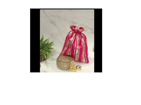 From Traditional to Trendy: Best Return Gifts to Share This Navratri