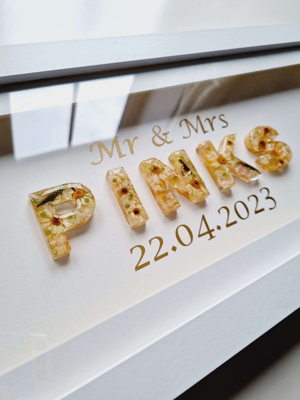 Thumbnail: White, Oak or black Standard letter frame