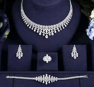Best Diamond Necklace Jewelry For Your Customer (1).jpeg