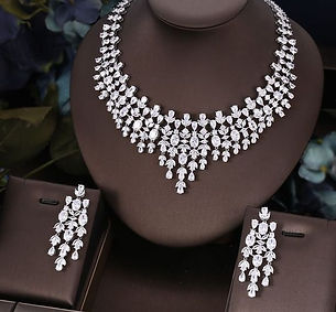 Best Diamond Necklace Jewelry For Your Customer (3).jpeg