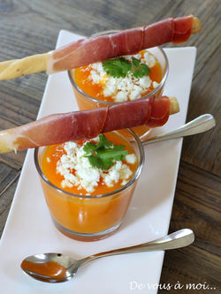 SOUPE_MELON,_CAROTTES,_GINGEMBRE_ET_CHÃ