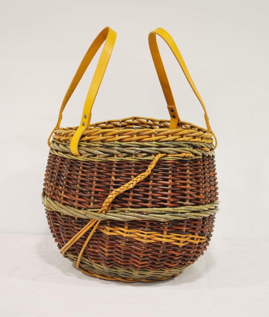 Panier pliant en osier et cuir Canadian Tire
