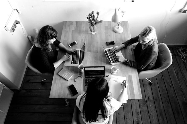 people connecting online