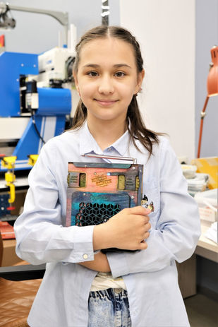 Дети 9-15 лет увлеченно занимаются радиотехникой в Студии Развивайся в Коломне