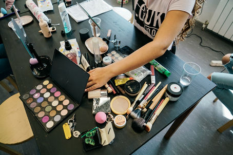 Девочки на занятиях и фотосессиях в модельной школе Студии Развивайся в Коломне