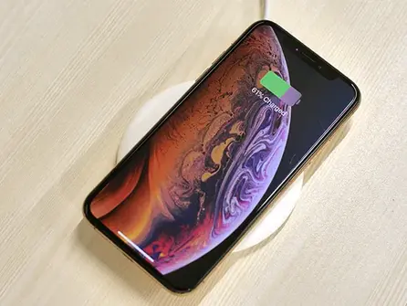 Does iPhone XS still offer good battery life after years of use?