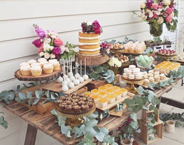 wedding-cakes-1-09072016-km - MODwedding.jpg
