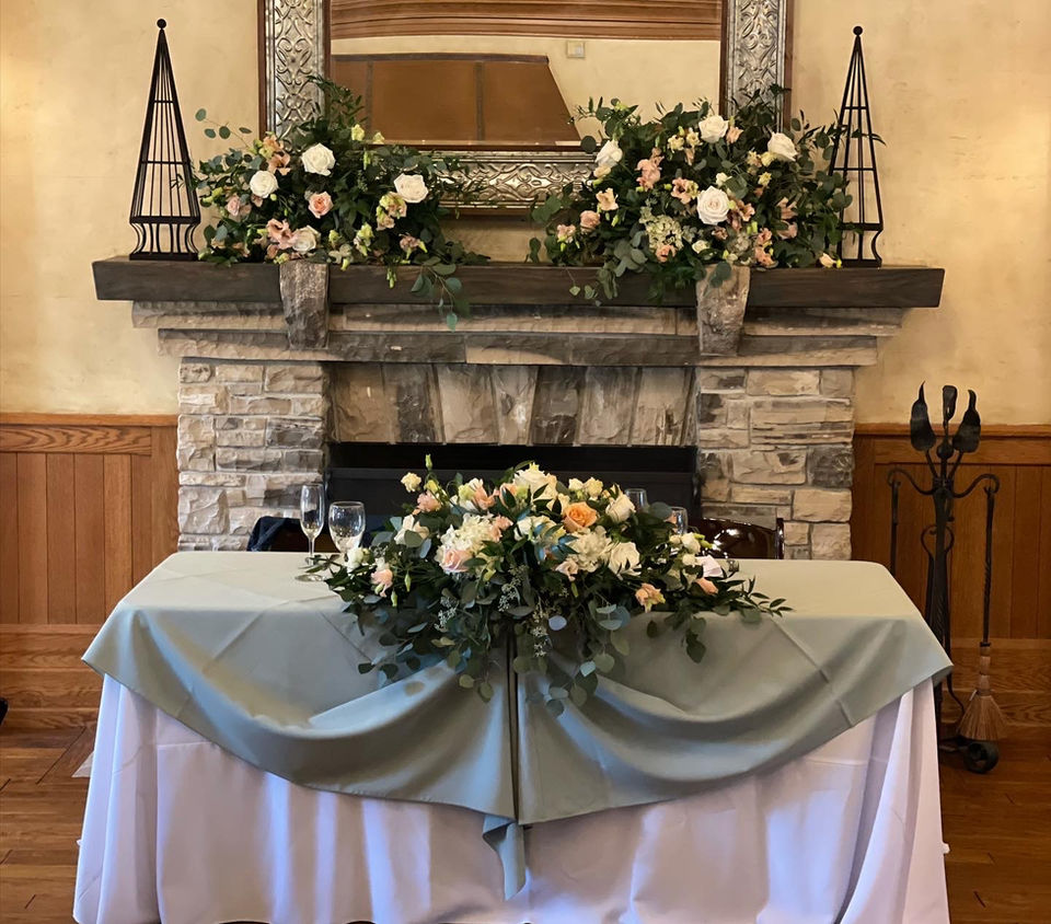 Indoor reception / Sweetheart Table