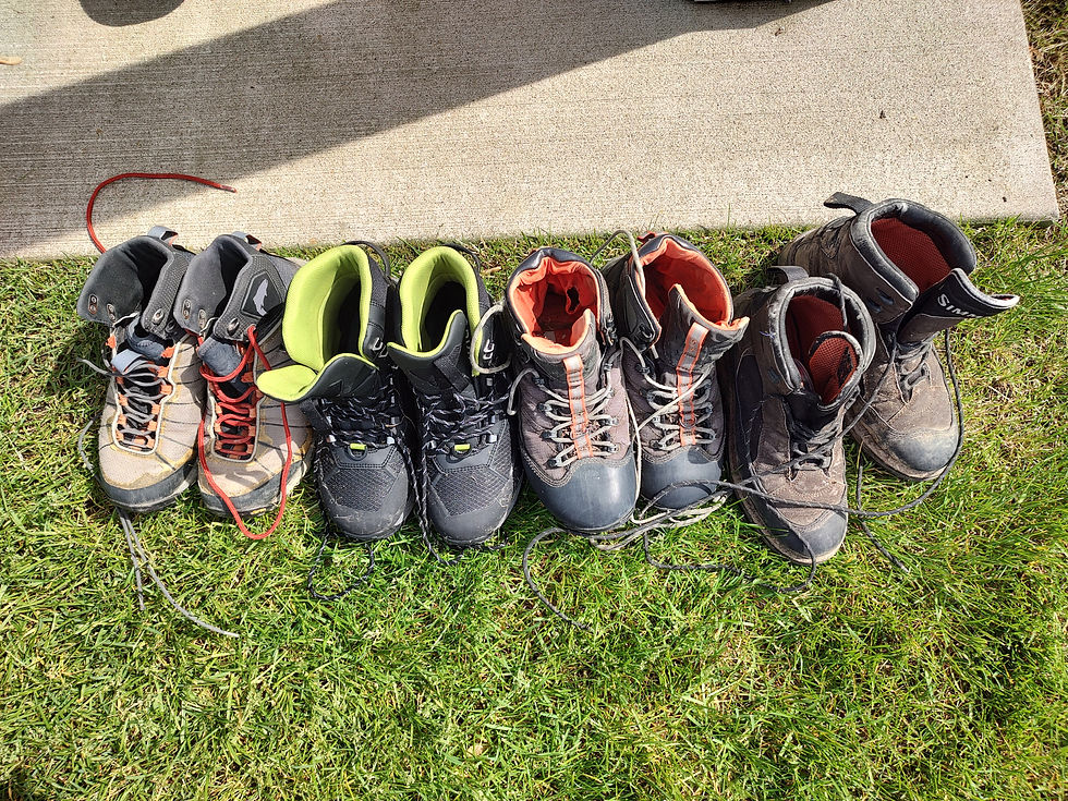 4 pairs of wading boots