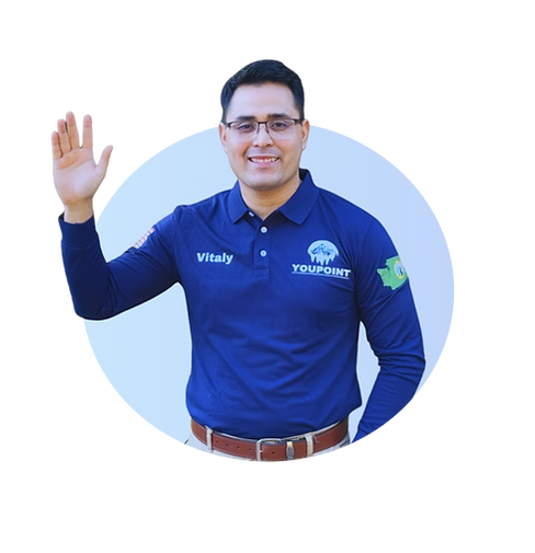 YOUPOINT team member greeting customers on junk removal packages contact page