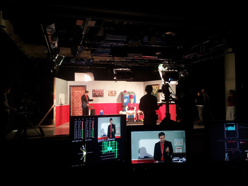 UP THE BLIND SIDE (multicam) 2015