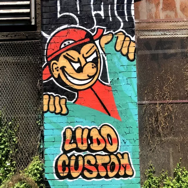 Fresque Murale à Montréal - Artiste Français Ludocustom