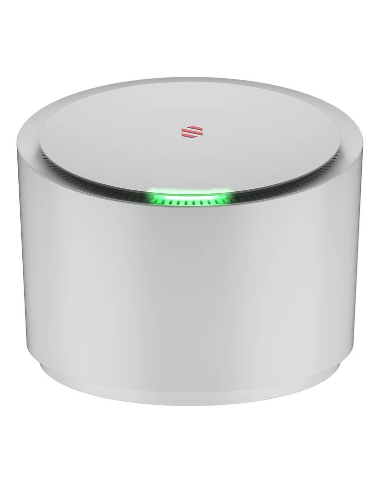 Deep Sentinel DS2 hub with a green status light