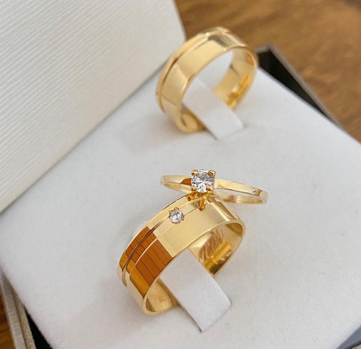 Par Alianças Tivoli 7mm Ouro 18k - Anel brinde