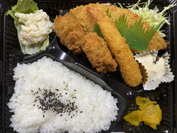 カキフライミックス弁当