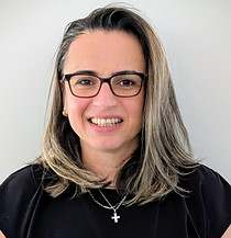 Headshot - Teresita Penuelas.JPG