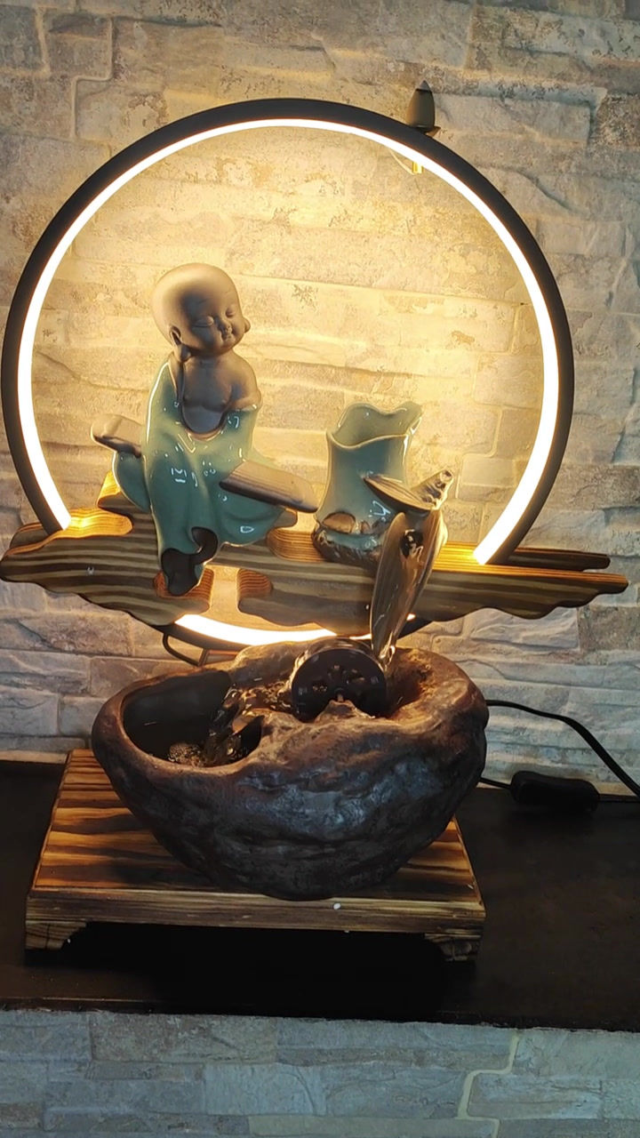 Miniatura: FUENTE ARO DE LUZ