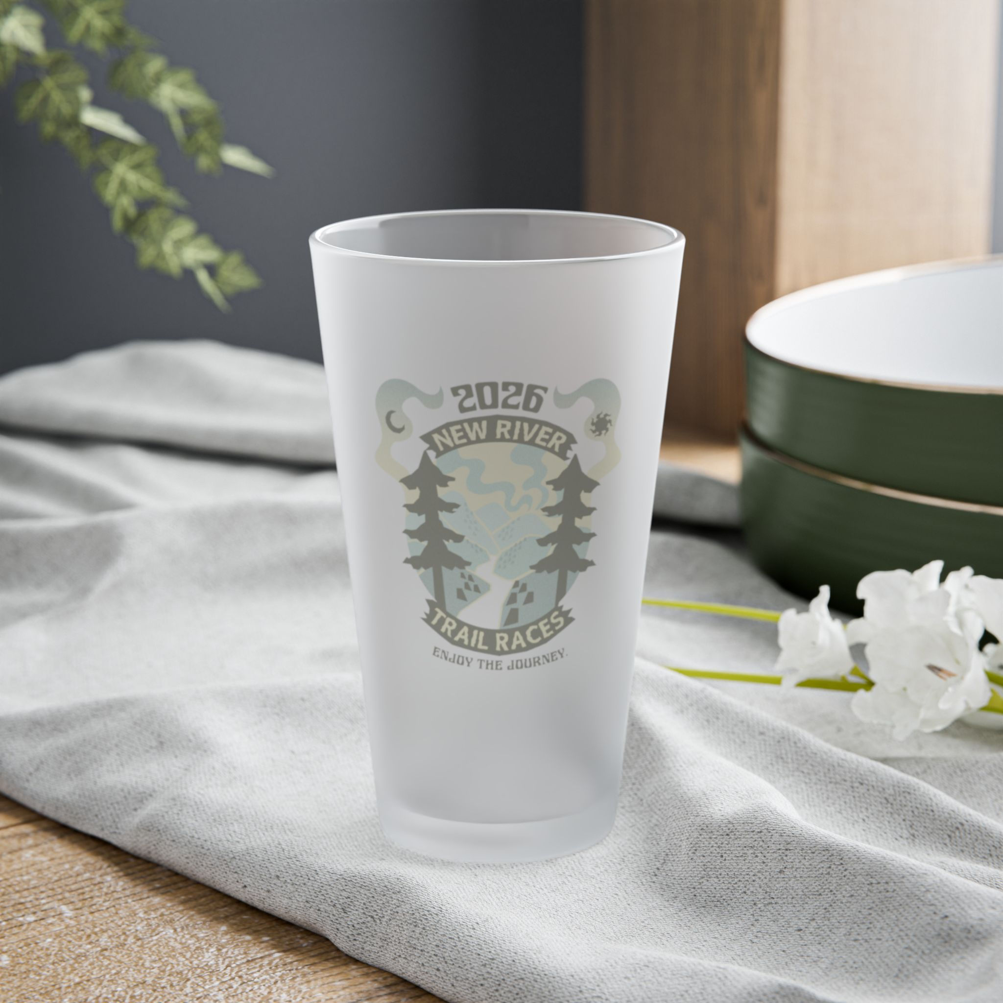 Frosted Pint Glass – 16oz New River Trail Race 2026 Commemorative Design