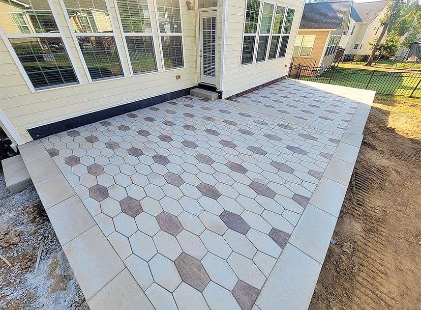Patios Around Side Door & Backyard - Delaware Creative Hardscaping