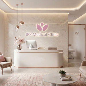 IPS 診所 logo提案