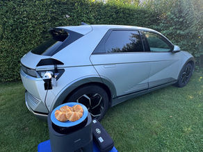 Hyundai Ioniq 5 mit V2L Adapter für Bidirektionalem Laden