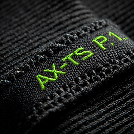 u7635154938_A_close-up_view_reveals_a_segment_of_black_fabric_be1bcb08-0fdb-4a12-a80b-5ce7