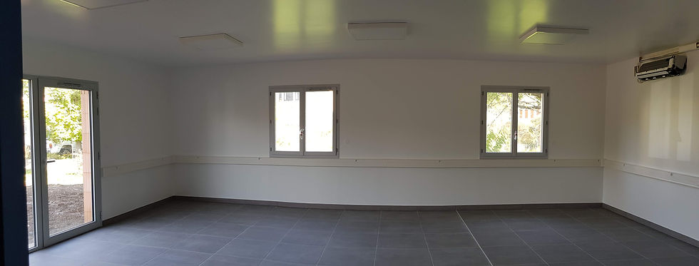 CHANTIER DE PEINTURE LARAGNE CENTRE ATHENA RENOV PEINTURE GYMNASE APRES