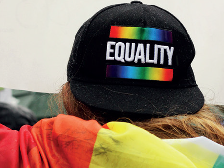 Agressão verbal é a violência mais comum a LGBTQIA+ no mundo do trabalho