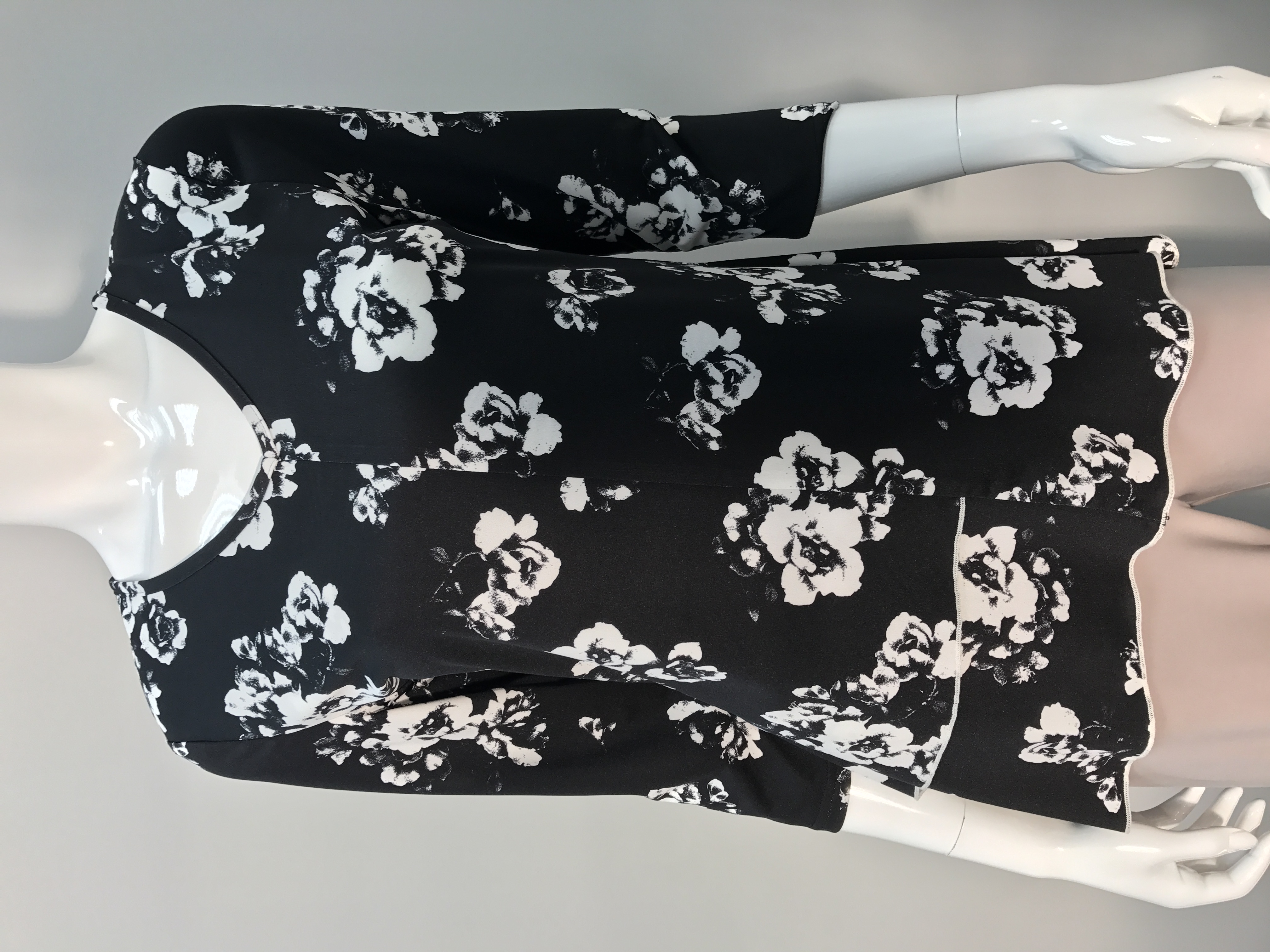 T-23011 BLACK