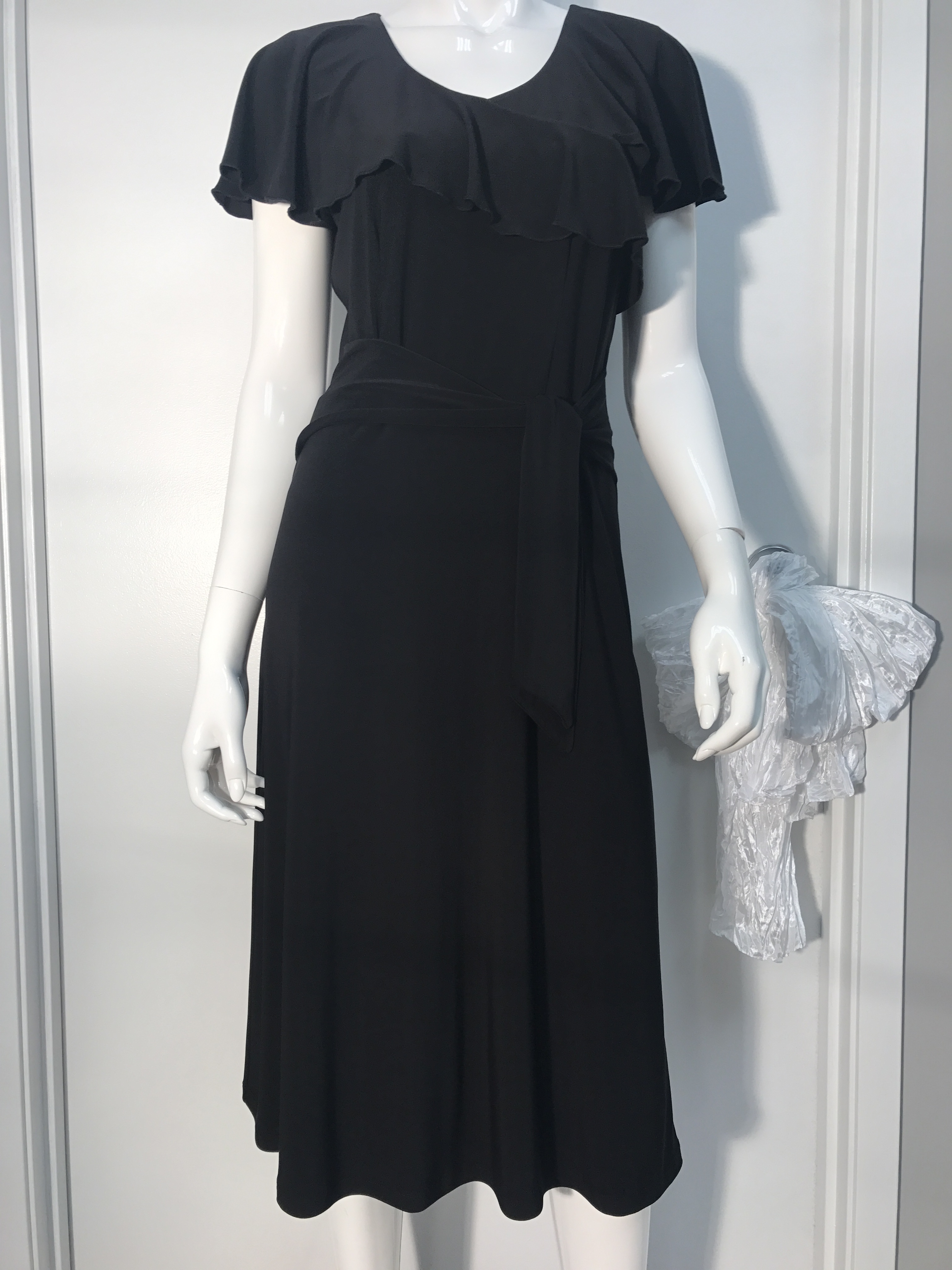D-2215 BLACK