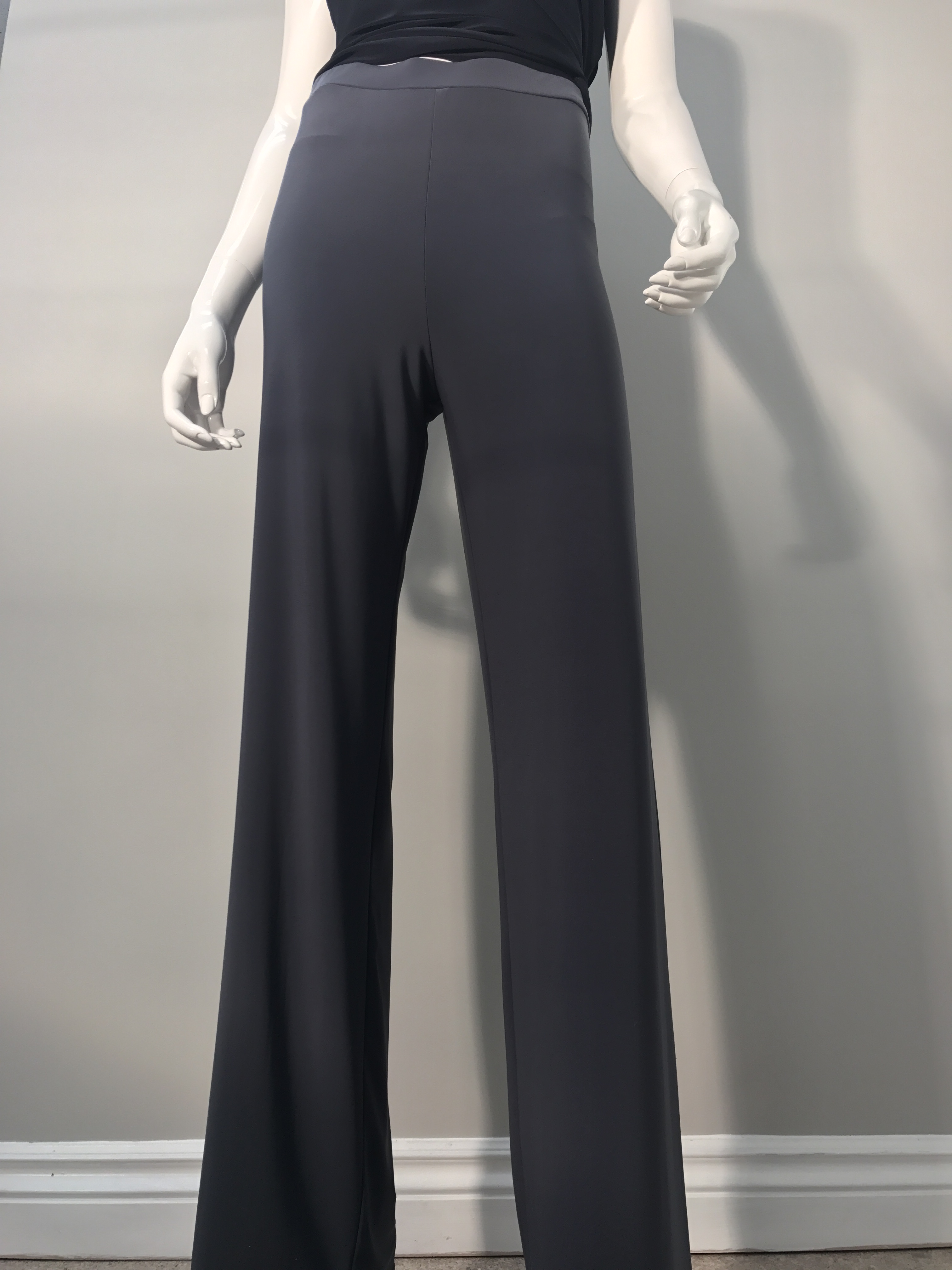P-1905 GREY