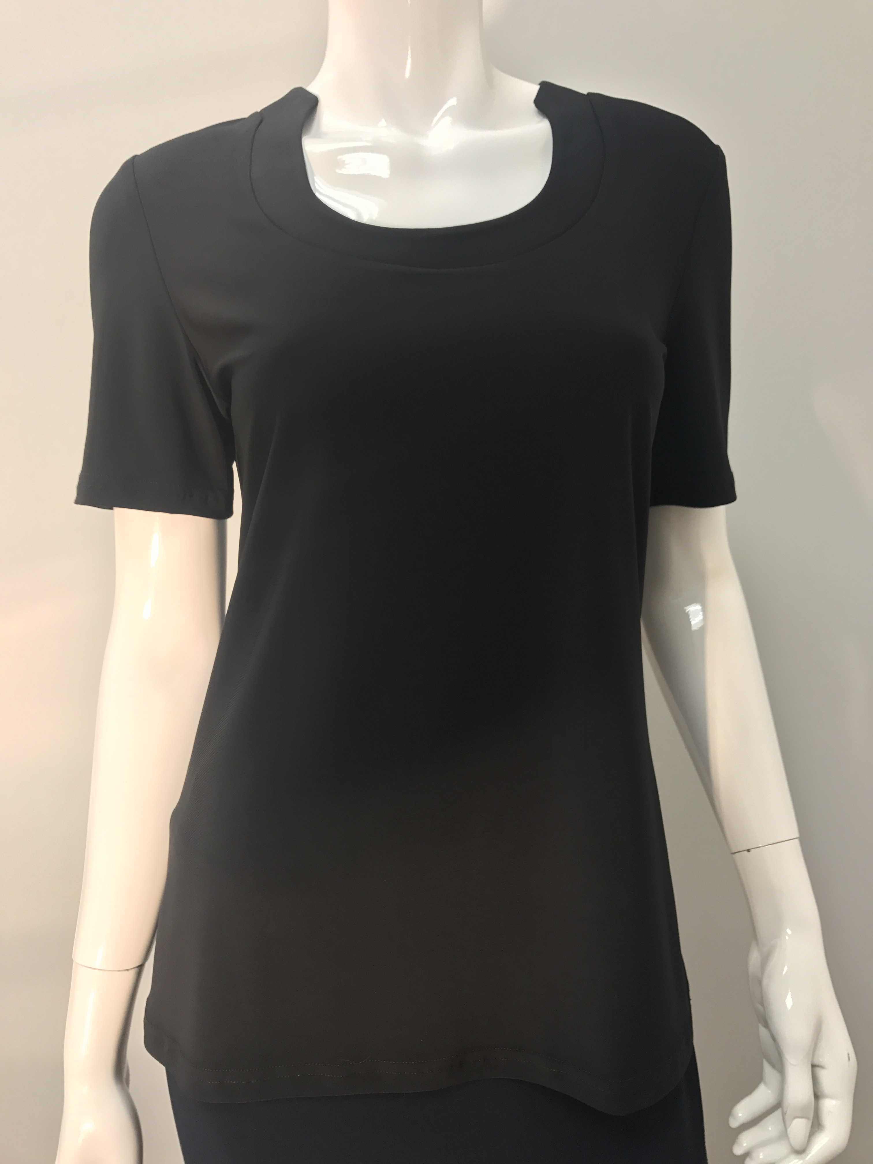 T-1821 BLACK
