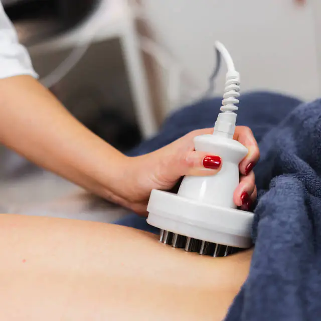 soulspa-produto-lipocavitacao-localizada-20x20-massagem-modeladora.webp