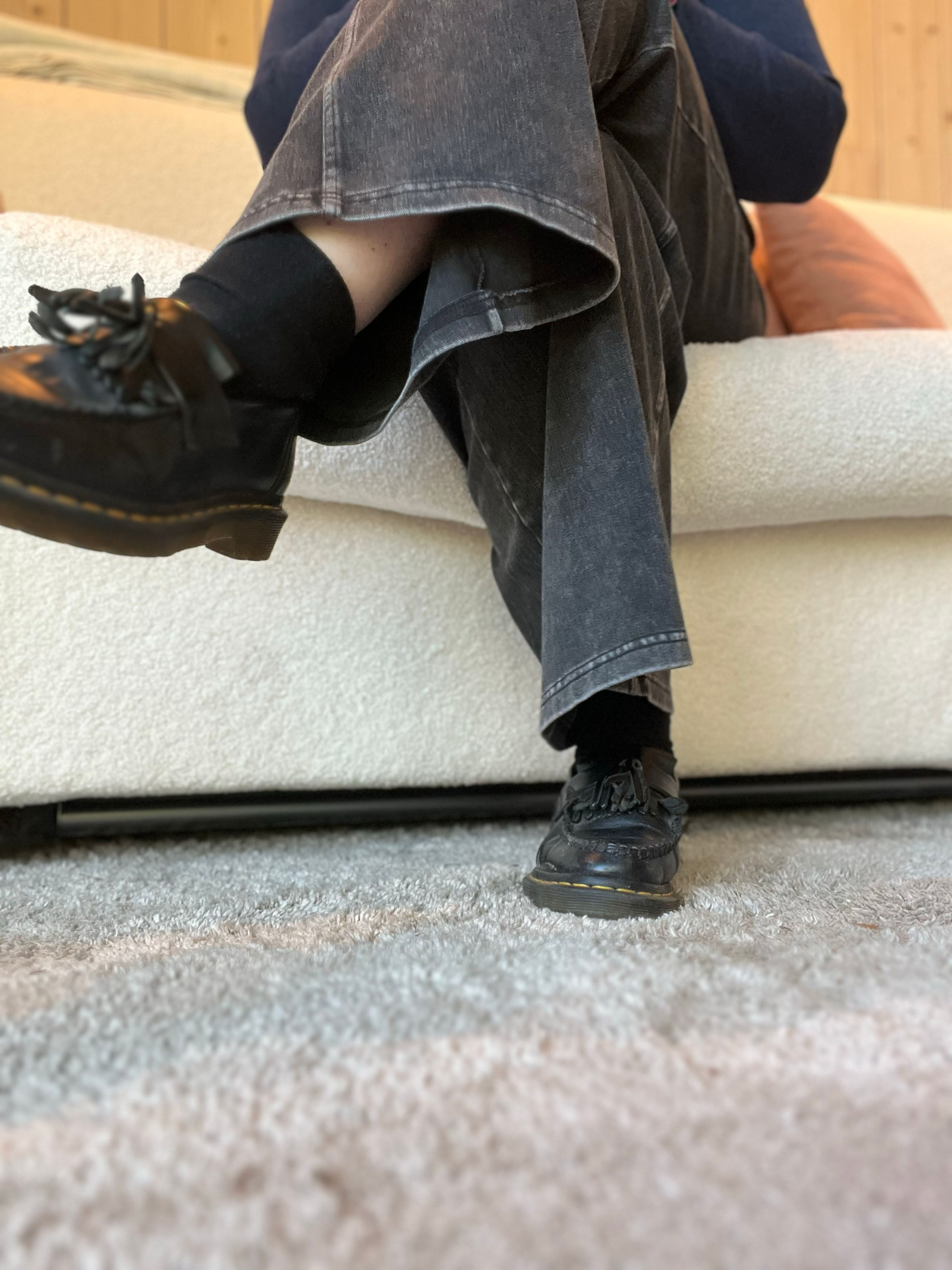 Persoon op de bank tijdens sessie