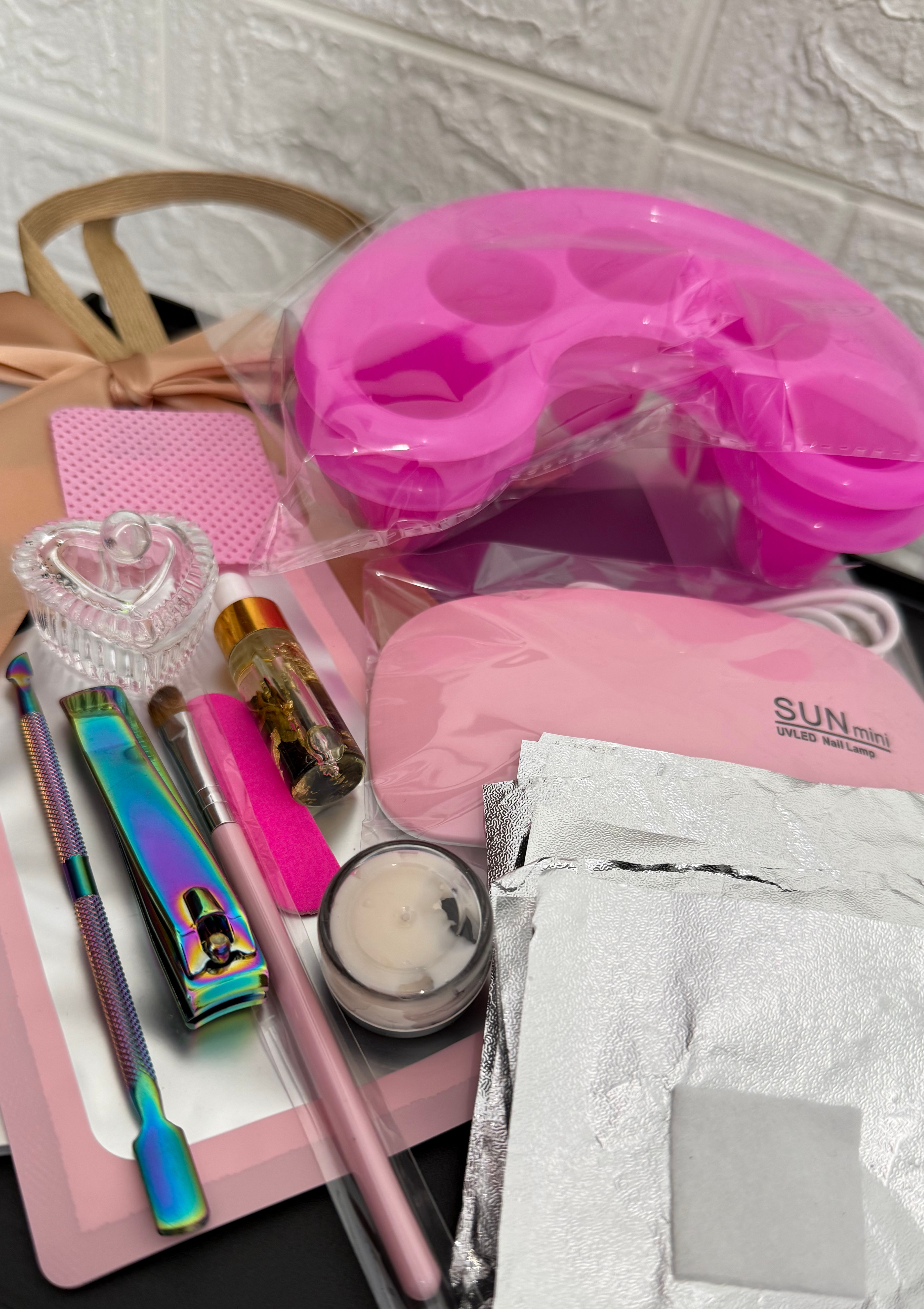 Pretty in Progress Mani Bag