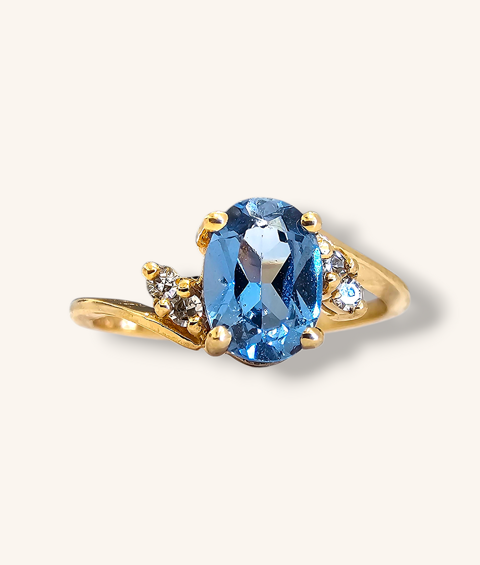 Thumbnail: 10K YELLOW GOLD OVAL BLUE TOPAZ & DIAMOND RING - SZ 6 - 00833J