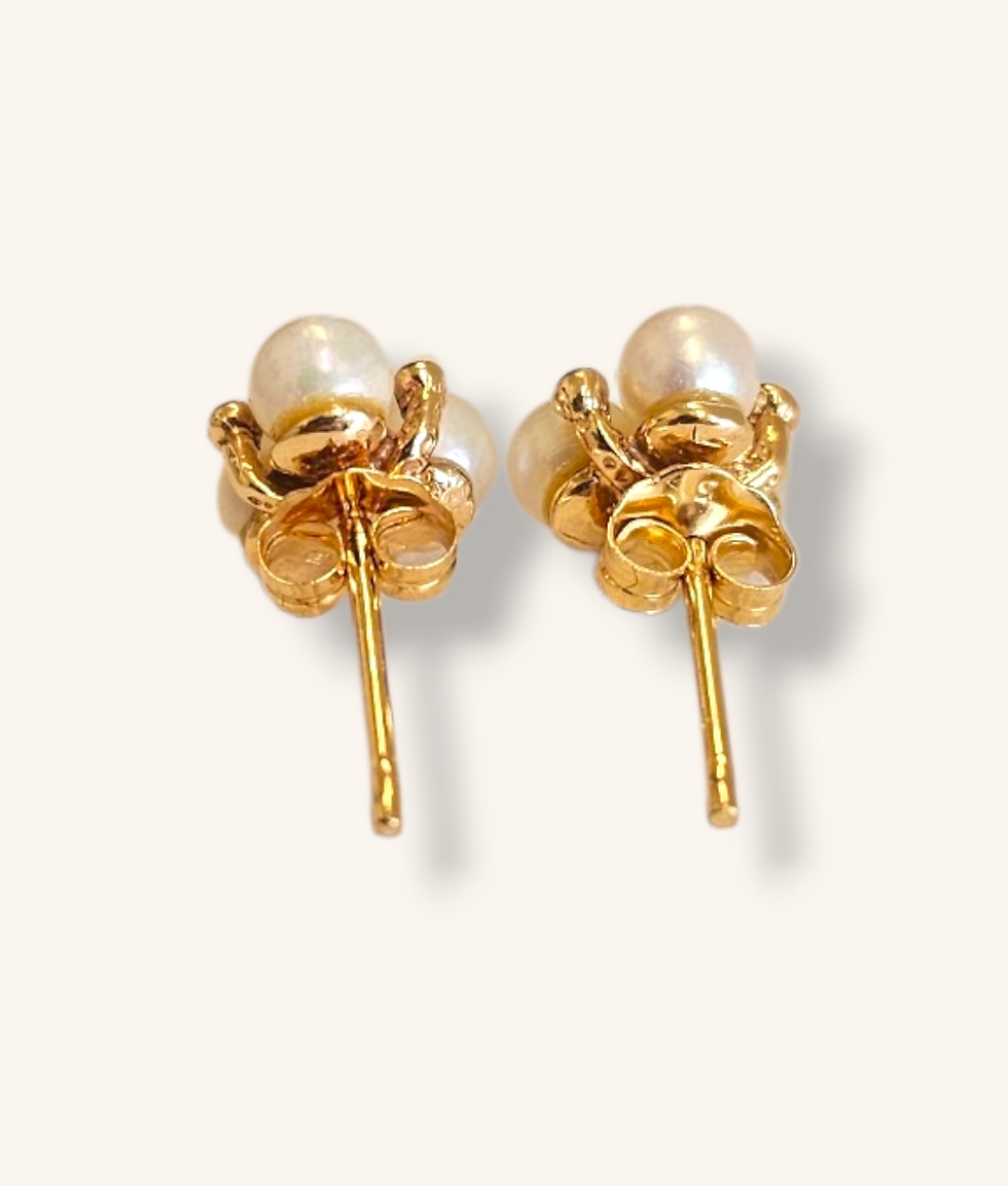 Thumbnail: 14K YELLOW GOLD PEARL & DIAMOND STUD EARRINGS - 01092J