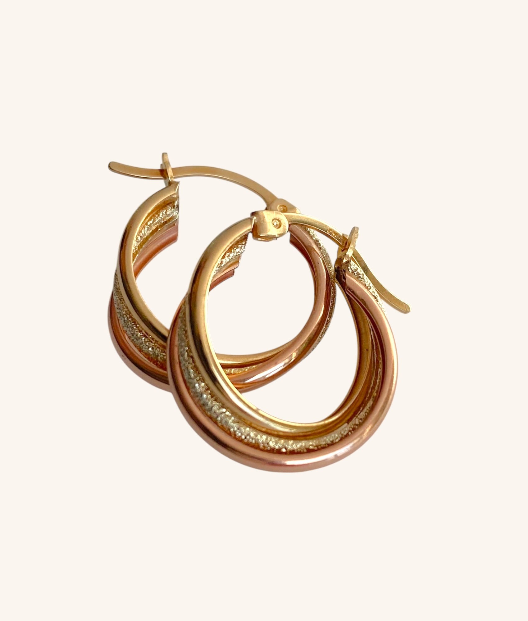10K TRI-GOLD TWISTED HOOP EARRINGS - H