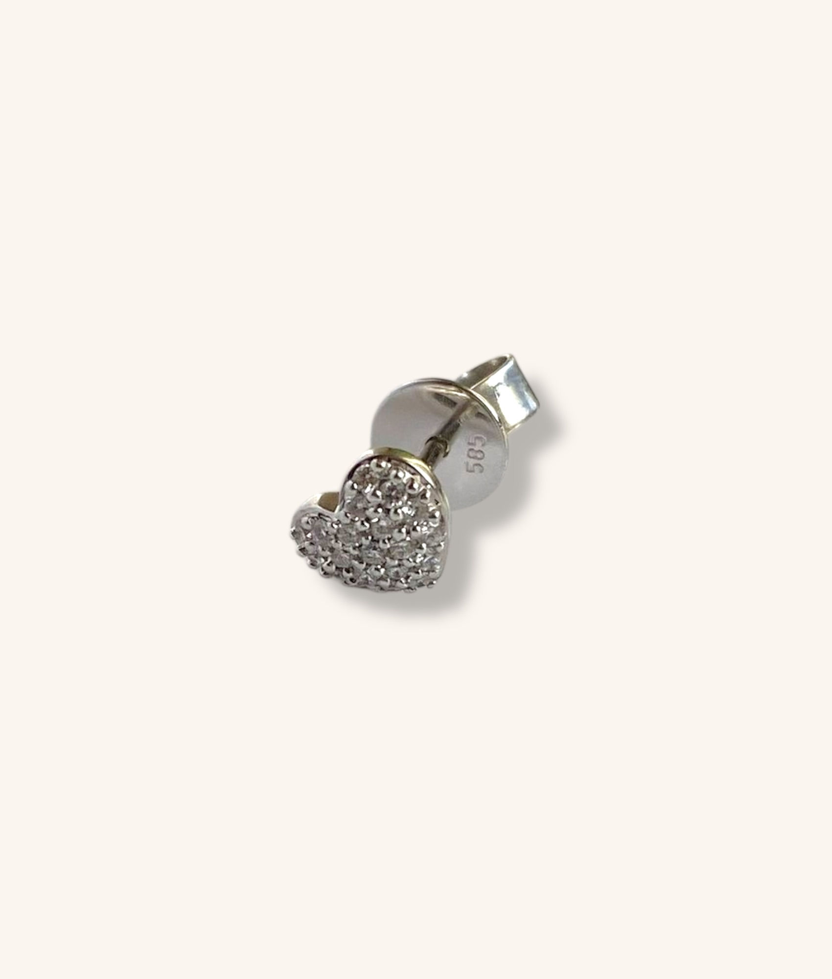 14K WHITE GOLD HEART EARRING WITH DIAMOND CLUSTER - H