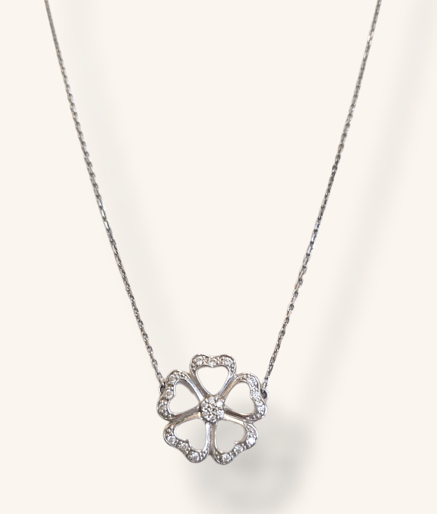 14K WHITE GOLD DIAMOND CLOVER PENDANT NECKLACE 18.5"  - 01237J