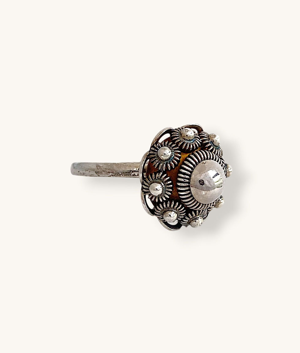 Thumbnail: 925 STERLING SILVER 1950s VINTAGE DUTCH BUTTON RING - SZ 5 - H