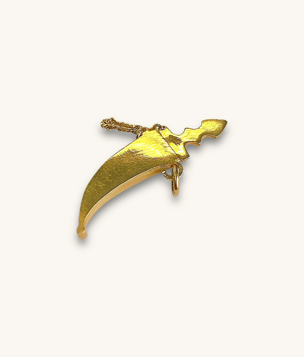Thumbnail: VINTAGE 18K YELLOW GOLD DAGGER AND SLEATH CHARM/PENDANT - 00800H