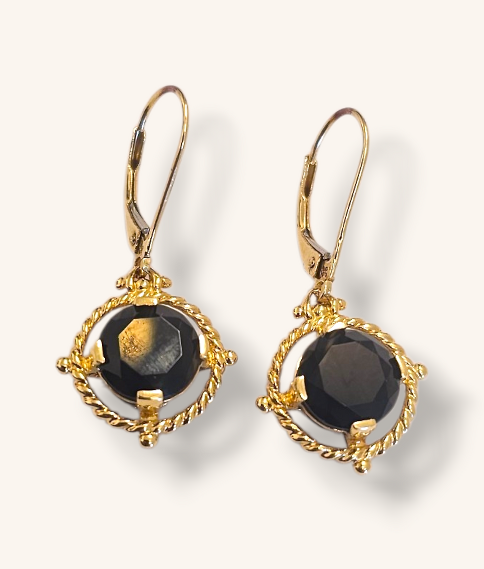 Thumbnail: 10K YELLOW GOLD ROUND ONYX EARRINGS - 01199J