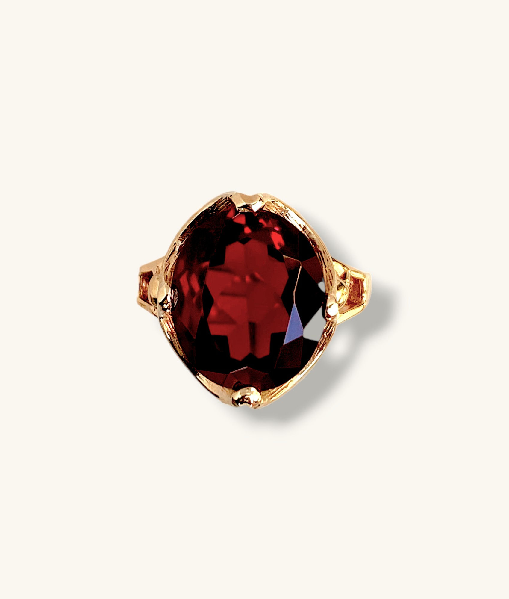 10K FACETED OVAL GARNET COCKTAIL RING SZ 5.75 - RG10K198 - H